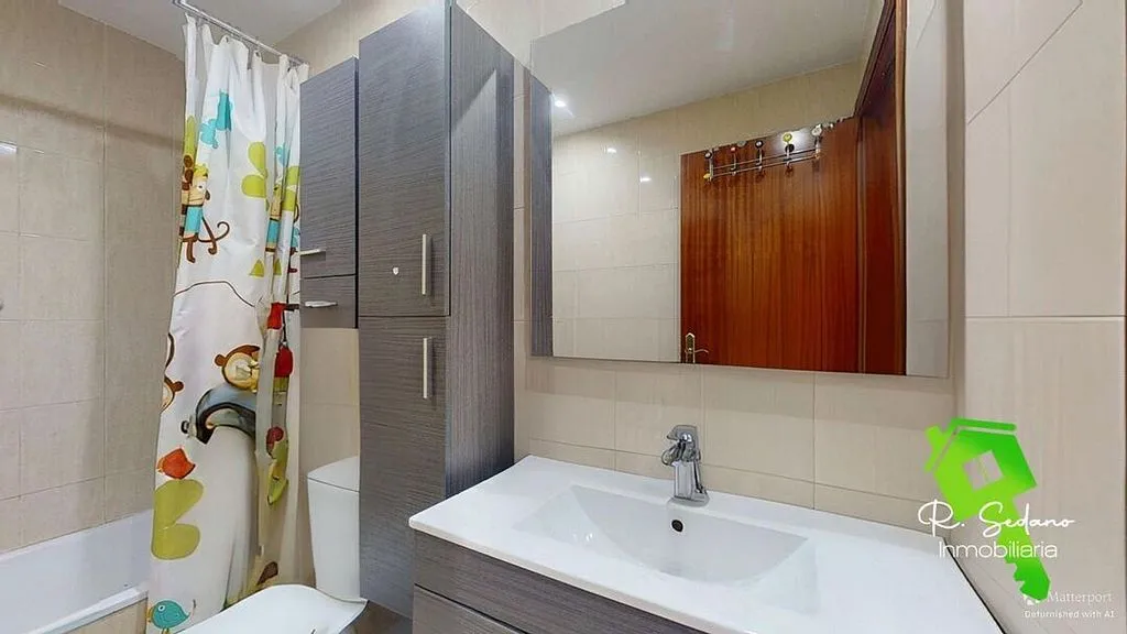 Vannitoad - Apartment with Garden and Garage in San Vicente