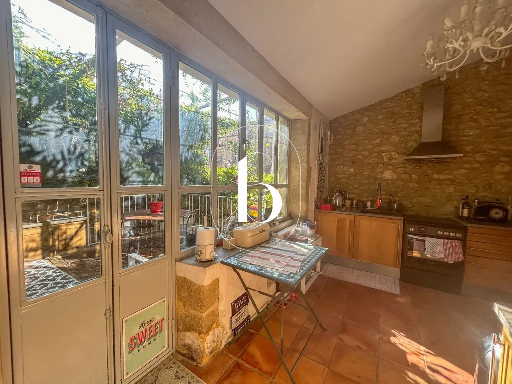 Cuisine - Maison de Village Rénovée avec Terrasse à 15 km d'Uzès