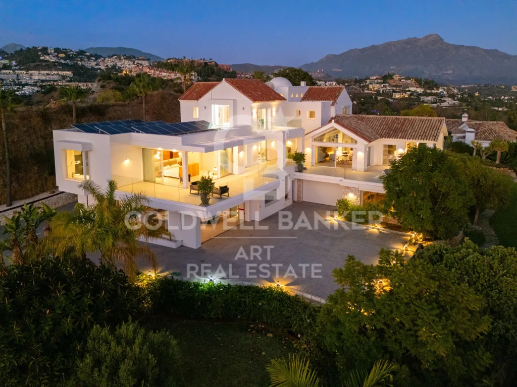 Välivaade - Contemporary Mediterranean Villa with Panoramic Views in Benahavís