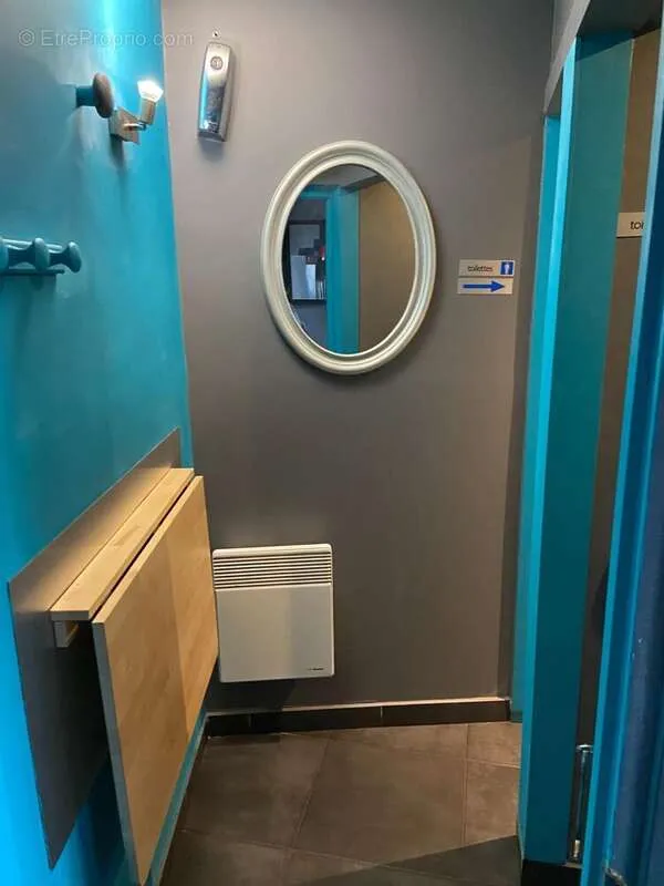 Salles de bain - Fonds de Commerce à Pornic avec Terrasse