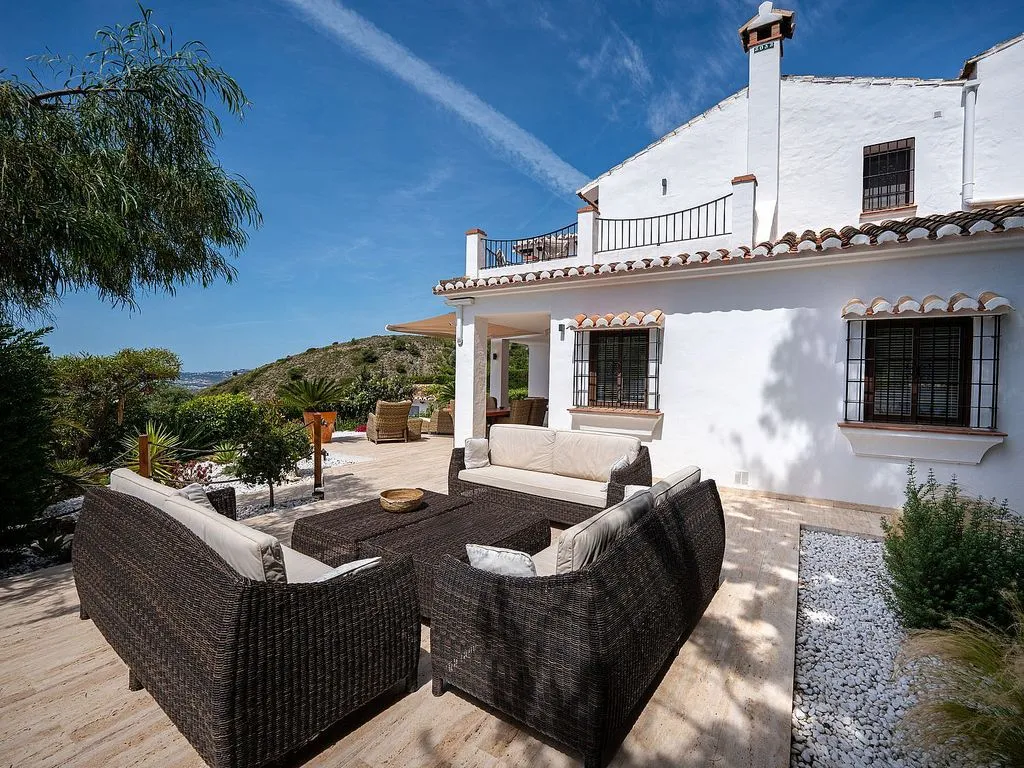 Terrass - Luxury Villa with Pool in Mijas