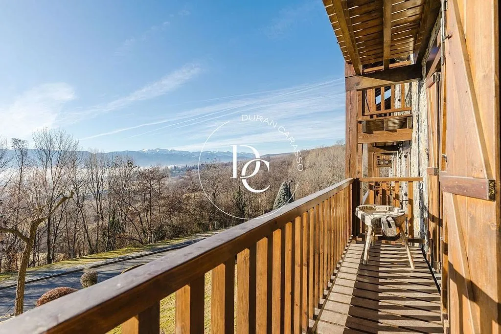 Balcon - Luxury Villa with Mountain Views in Ger