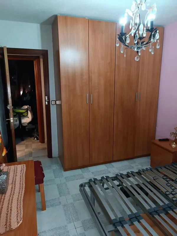 Chambres - Apartment with Lift in Moratalaz, Madrid