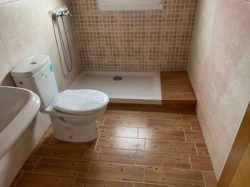 Bathrooms - Chalet with Garden near Avila