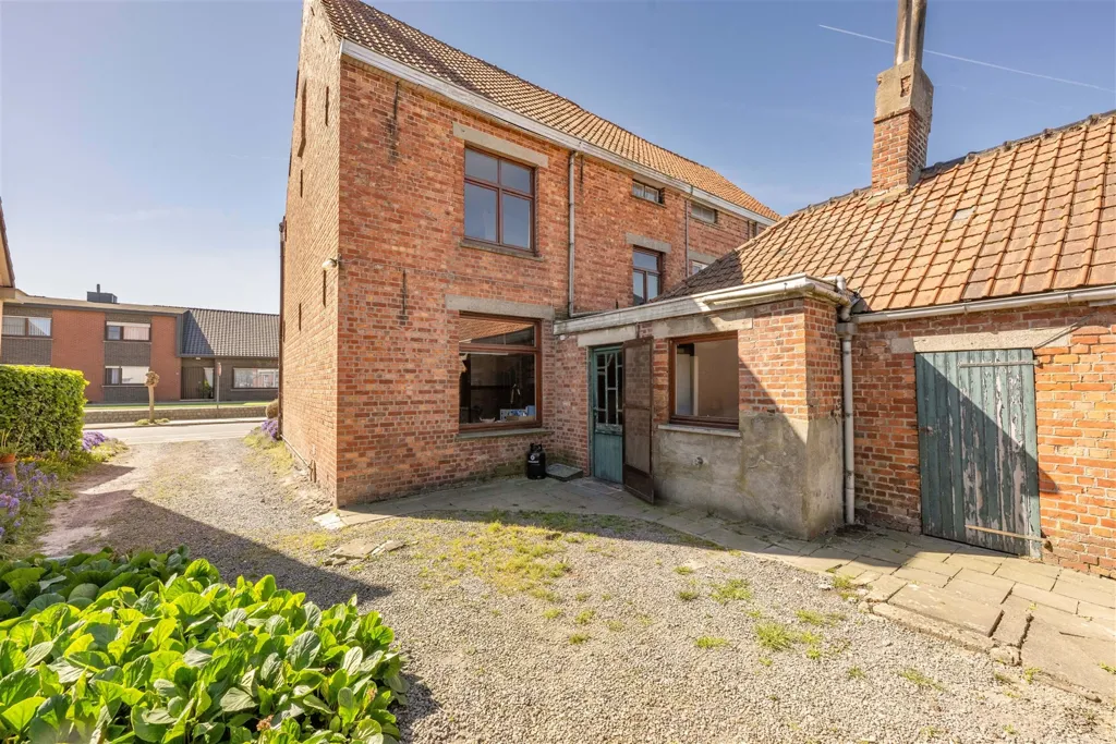 Välivaade - Renovatable House with Garden in Kanegem