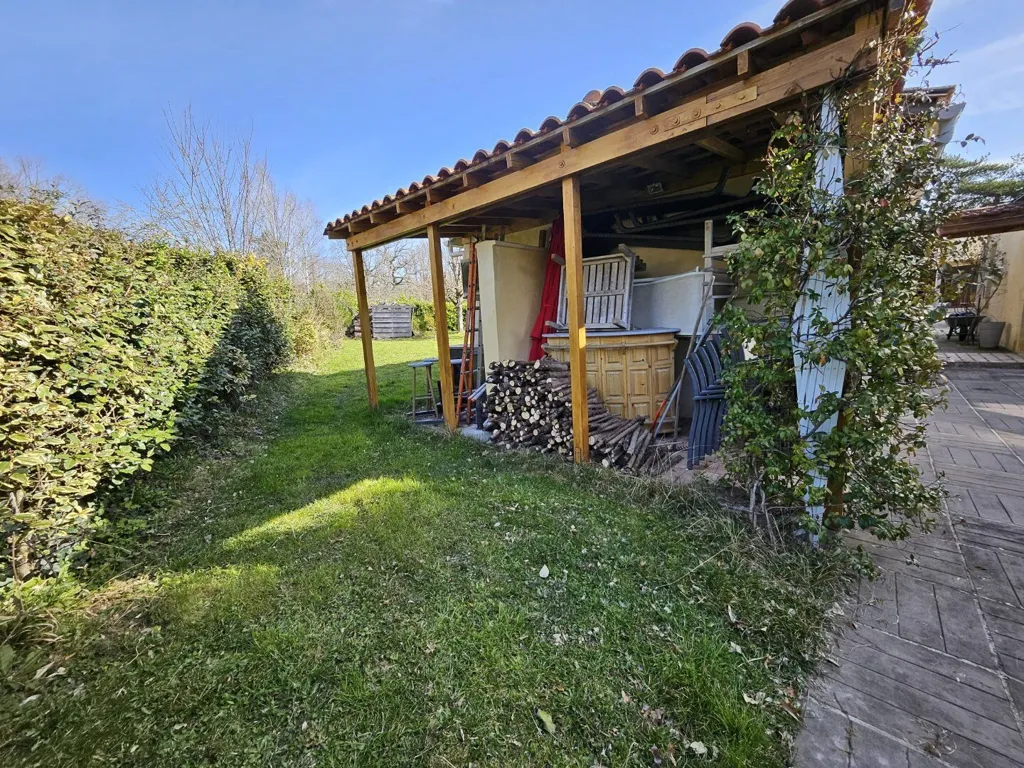 Aed - Exceptional House with Pool near Périgueux
