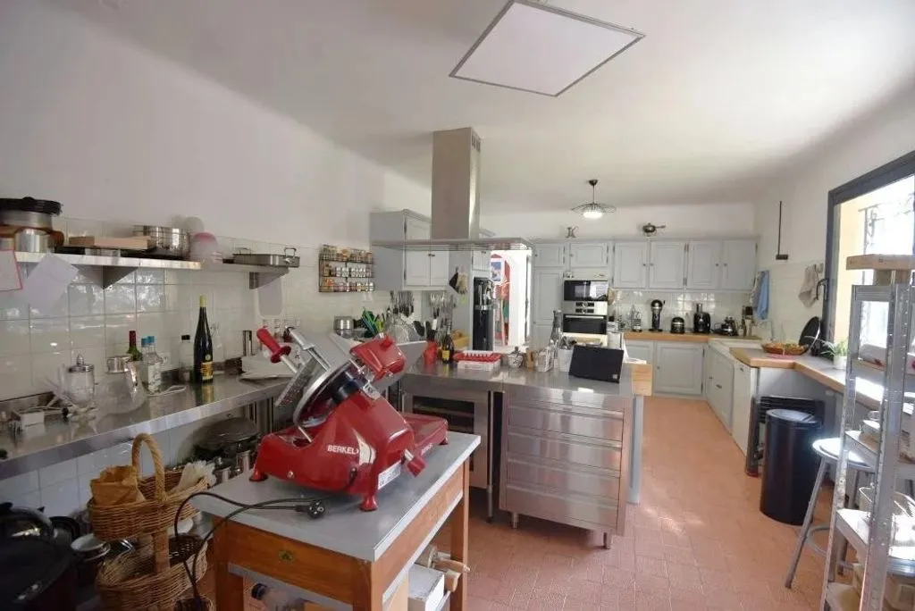 Cuisine - Maison de Luxe avec Vue Panoramique à Fayence