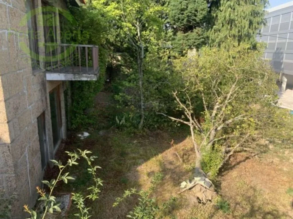 Jardin - Luxury House with Generous Space in Guimarães