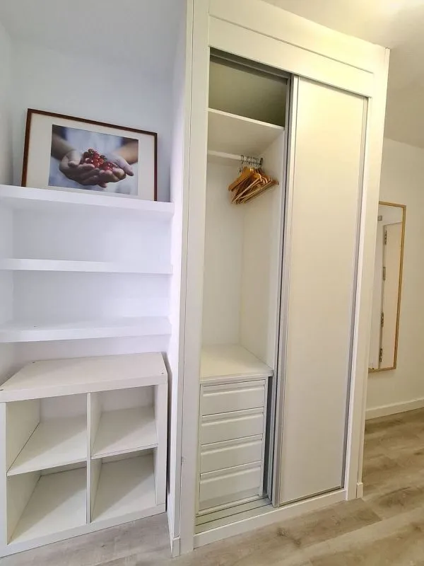 Pièces - Reformed Loft with Balcony in Ciudad Lineal