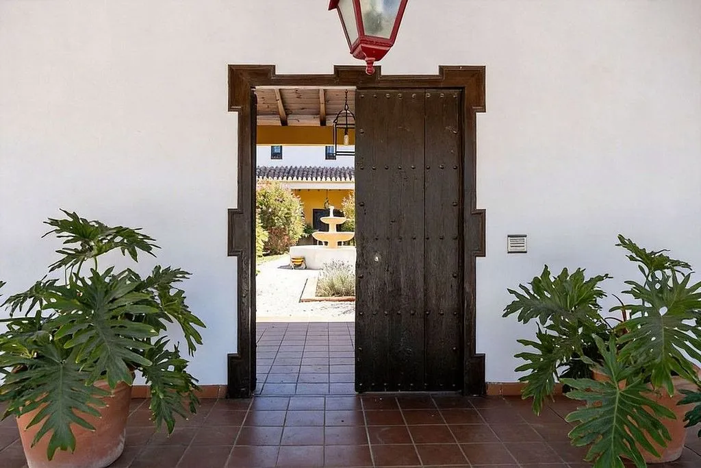 Garden - Andalusian Cortijo with Pool in Almogía
