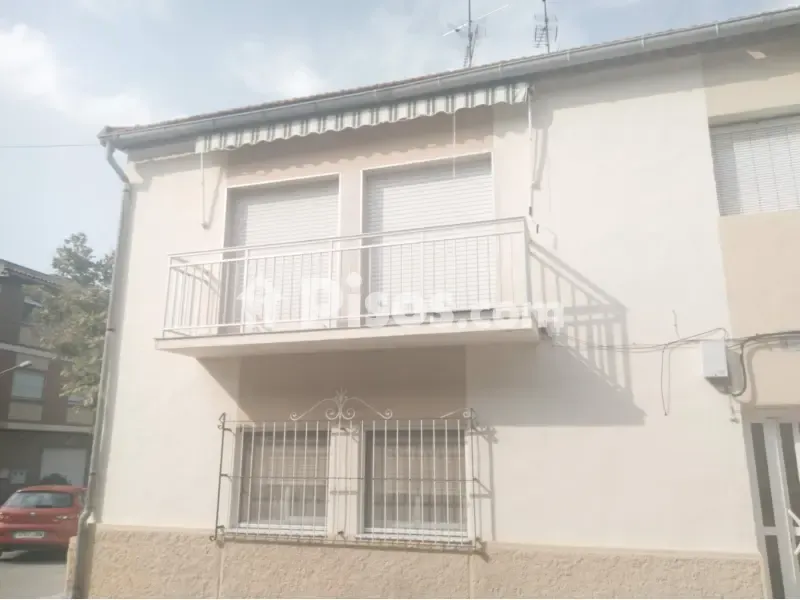 Välivaade - Corner Flat with Balcony in Algeciras