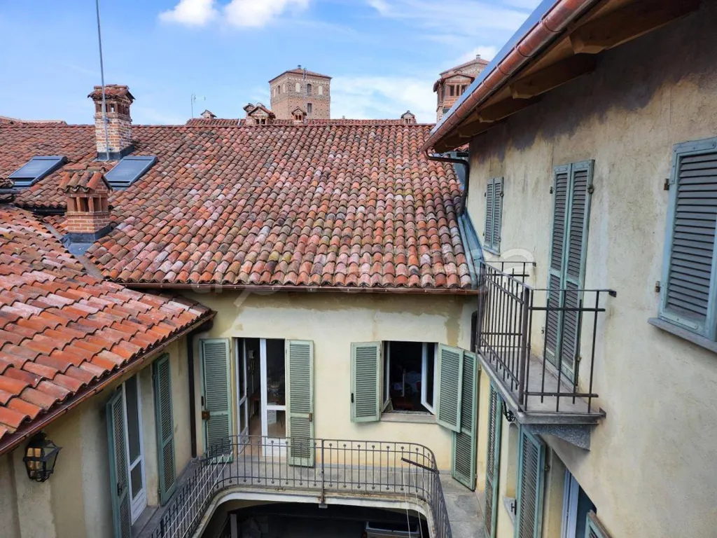 Jardin - Historic Palazzo with Courtyard in Fossano