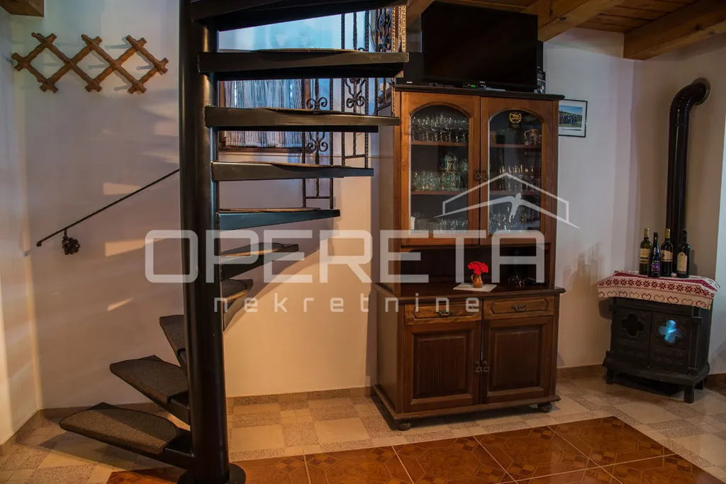 Rooms - Detached House with Forest View in Kelemen
