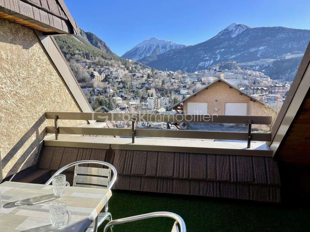 Balcon - Studio Refait à Neuf avec Vue sur Briançon