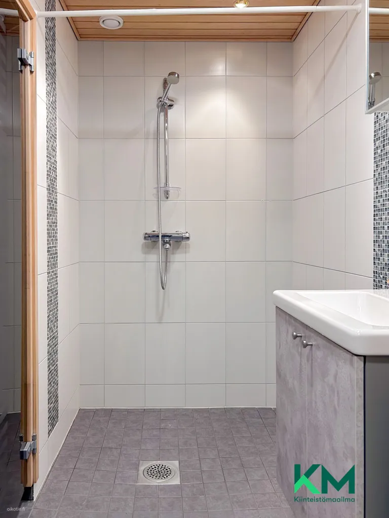 Salles de bain - Seafront Apartment with Sauna in Savonlinna