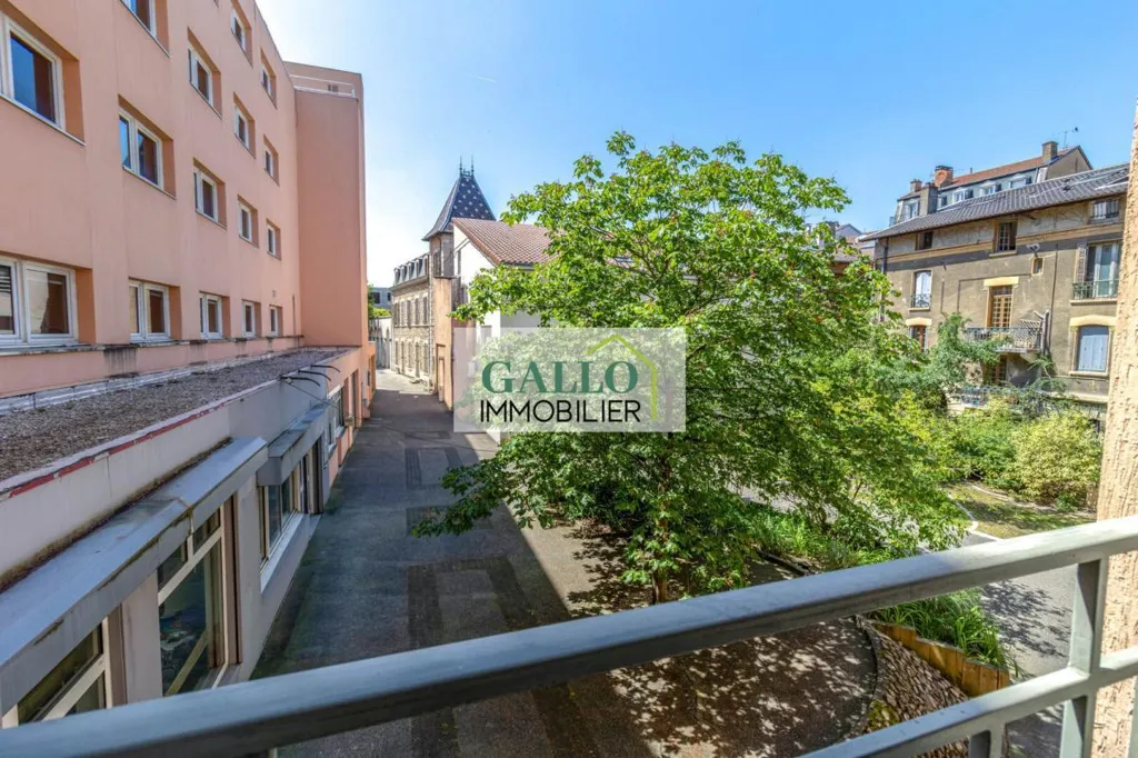 Balcone - Studio with Parking in Bourgoin-Jallieu