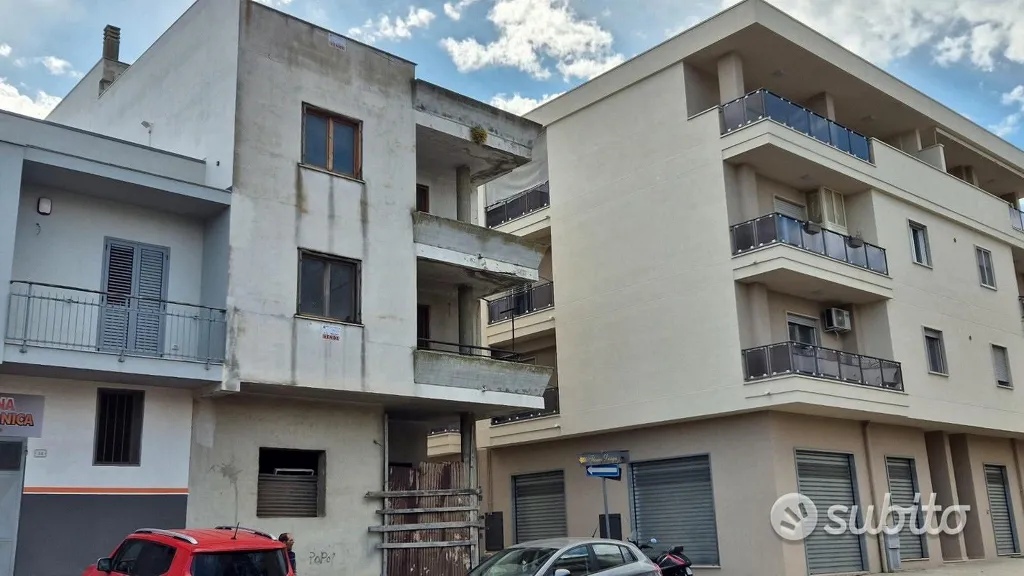 Apartment with Balcony in Central Bernalda
