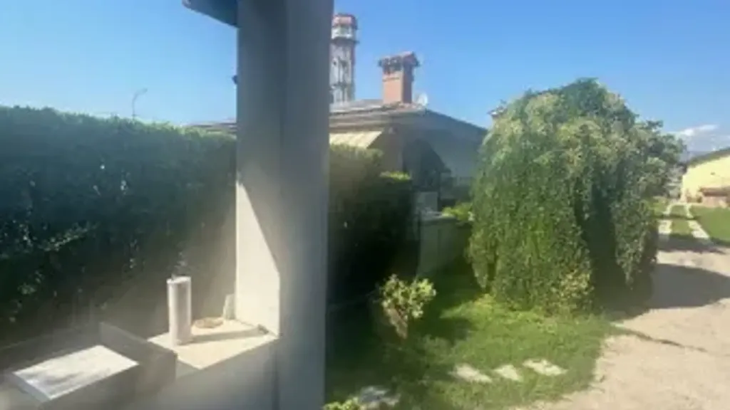 Exterior - Terraced House with Pool in Roncadelle