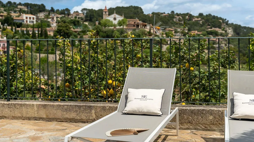 Terrazza - Classical Villa with Pool in Puigpunyent