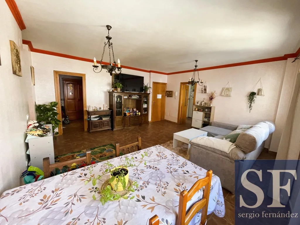 Salle à manger - Bright 3-Bedroom Apartment in Cómpeta