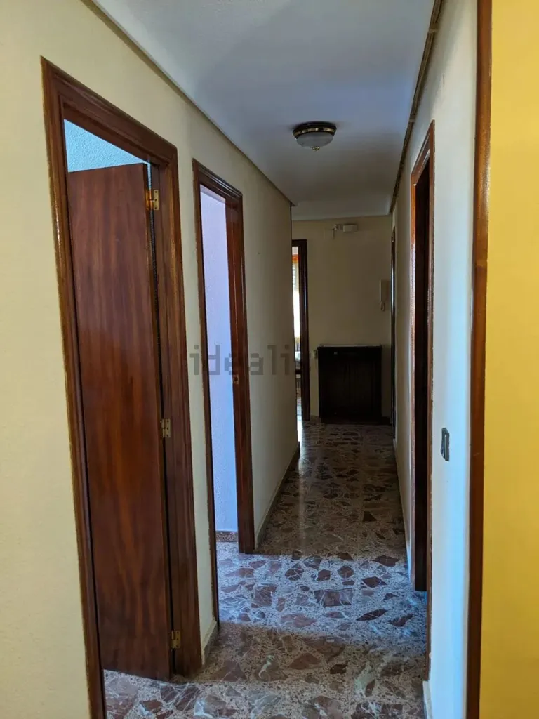 hallway_entrance