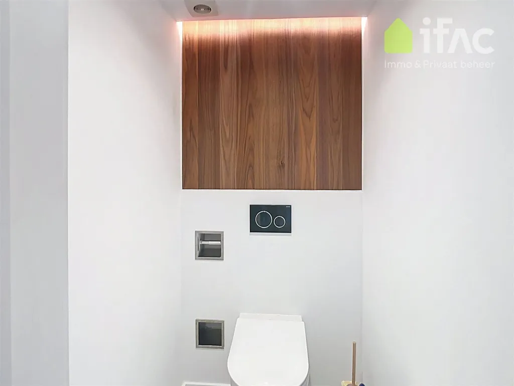 Vannitoad - Luxury Flat with Balcony in New Quarter