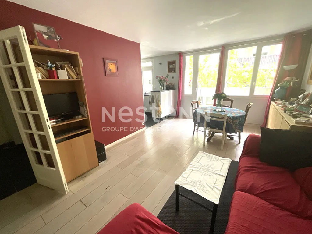 Elutuba - City Centre Apartment with Terraces in Houilles