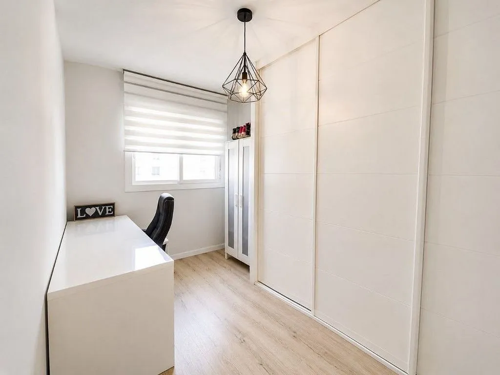 Bureau - Semi-New Apartment with Pool in Poniente-Norte