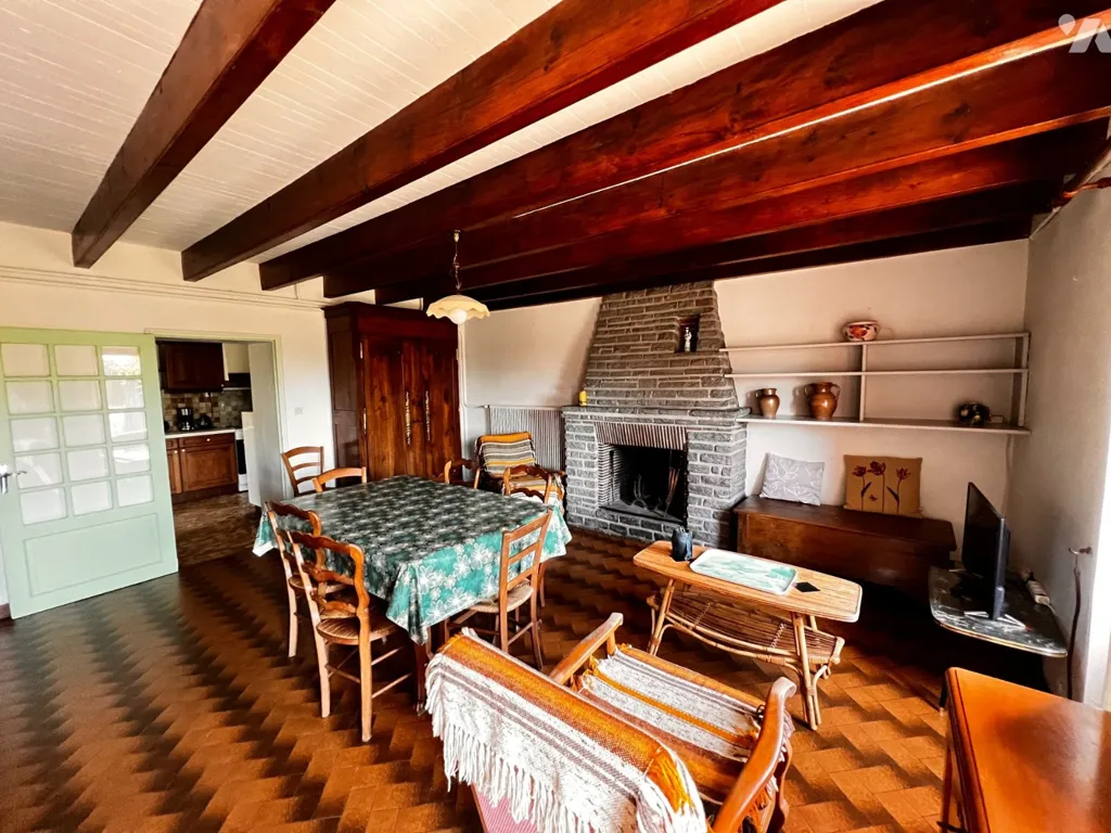 Sala da pranzo - Charming Stone Cottage with Garden in Blain