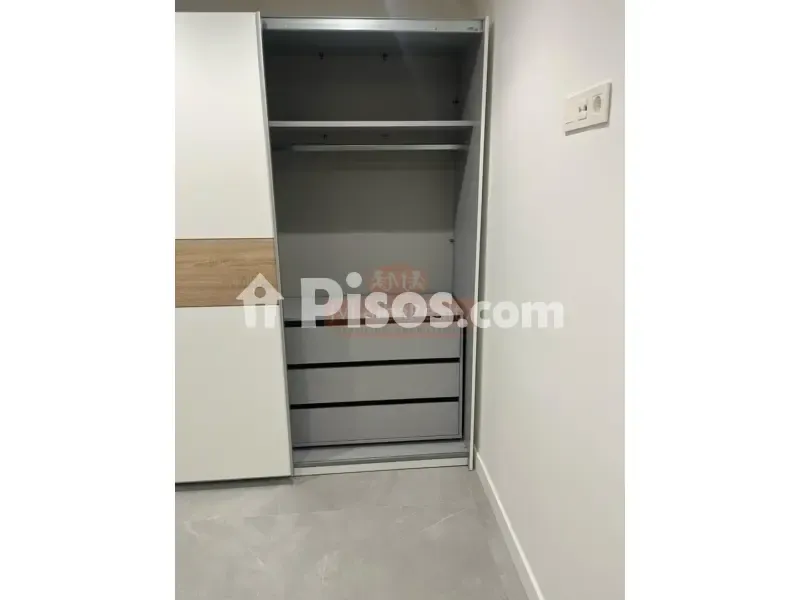 closet_dressing