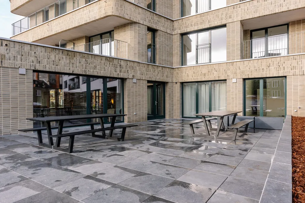 Korter asukohas Schaerbeek