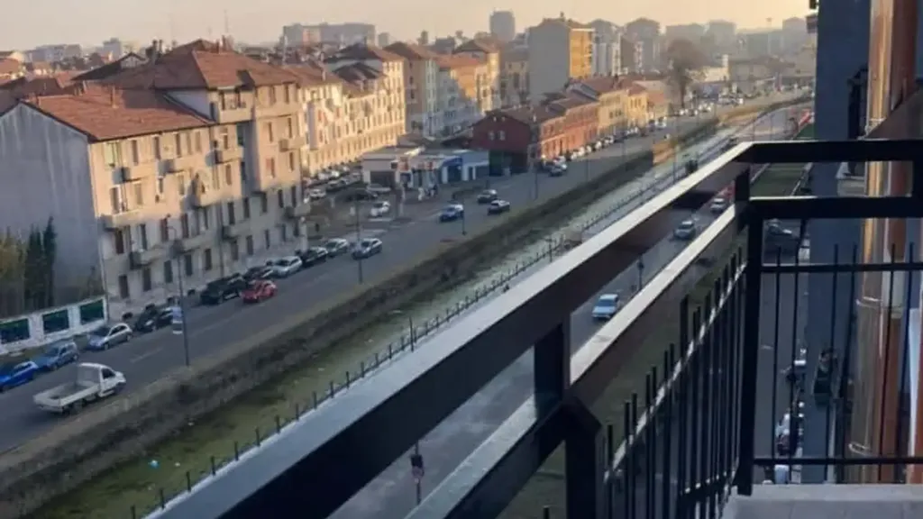 Modern Studio with City View in Milan