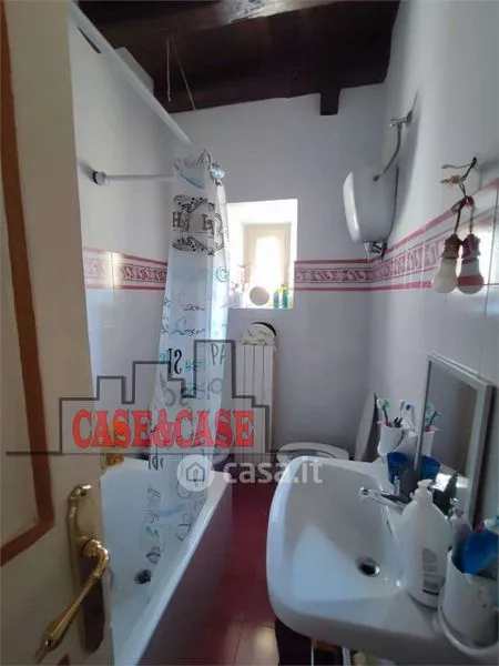 Salles de bain - Two-Level Apartment in Historic Centre, Spoleto