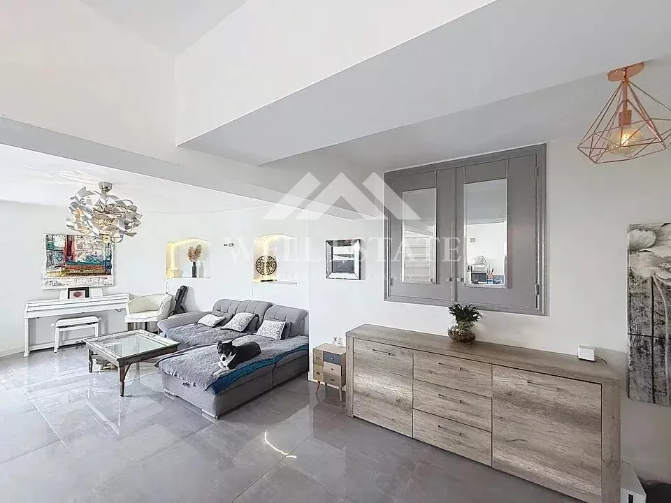 Séjour - Appartement Villa avec Piscine et Vue Panoramique à Nice