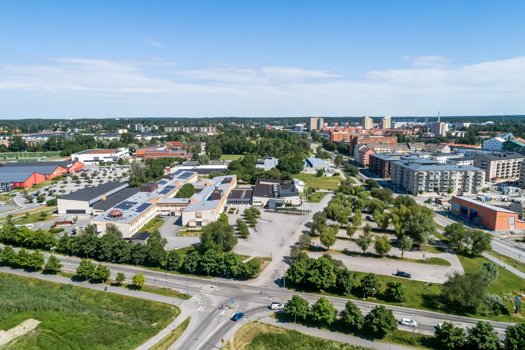 Õhuvaade - Apartment with Balcony in Järfälla