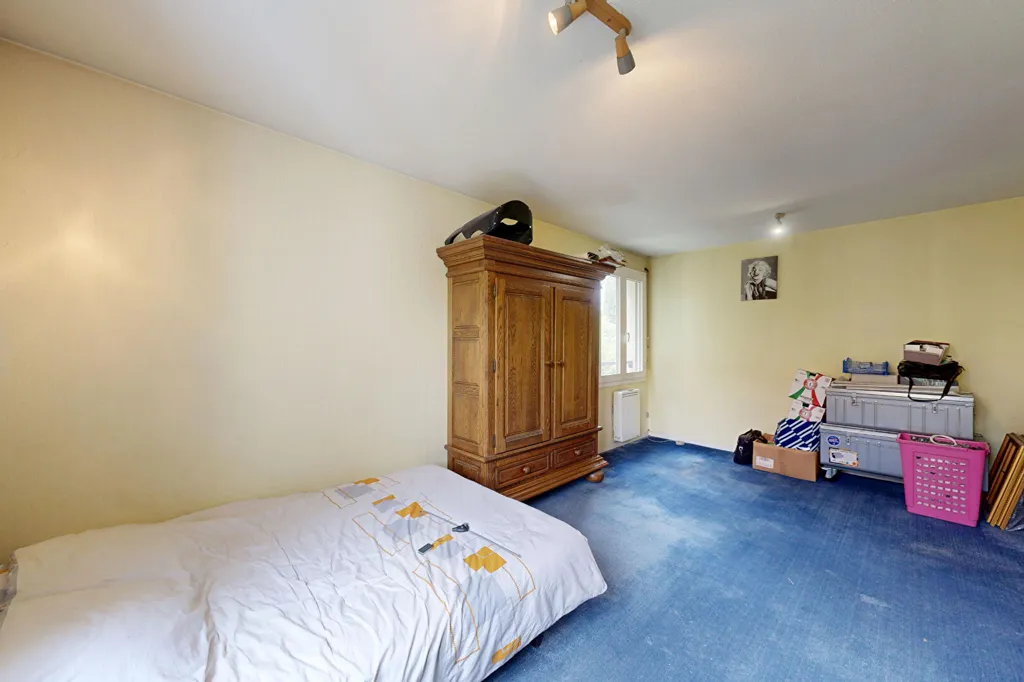 Chambres - Duplex Familial avec Garage à Strasbourg