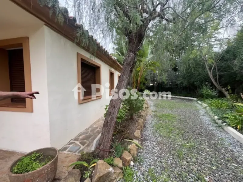 Jardin - Rustic Chalet with Pool in Selwo