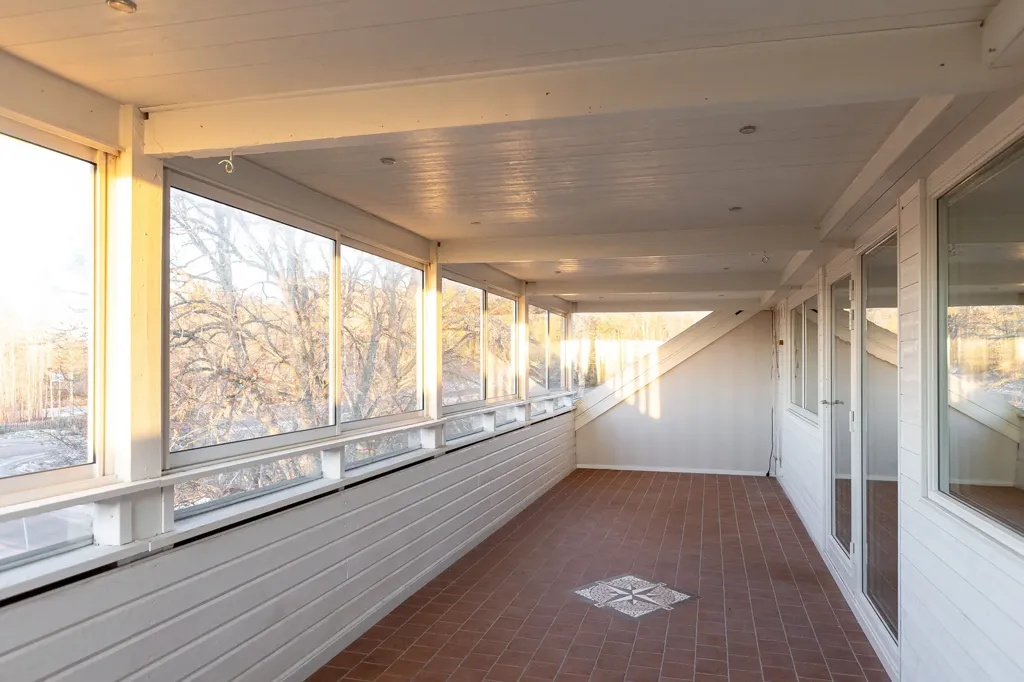 Rõdu - Apartment with Balcony in Alunda