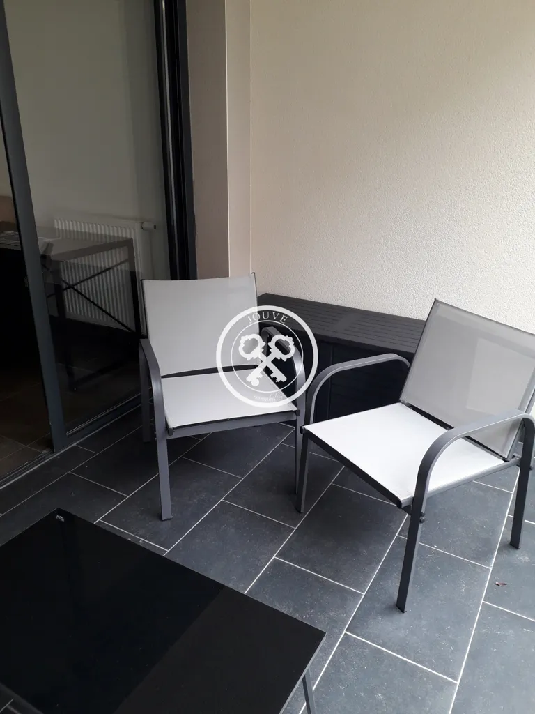 Terrass - Meubled Studio with Balcony in Sainte-Savine