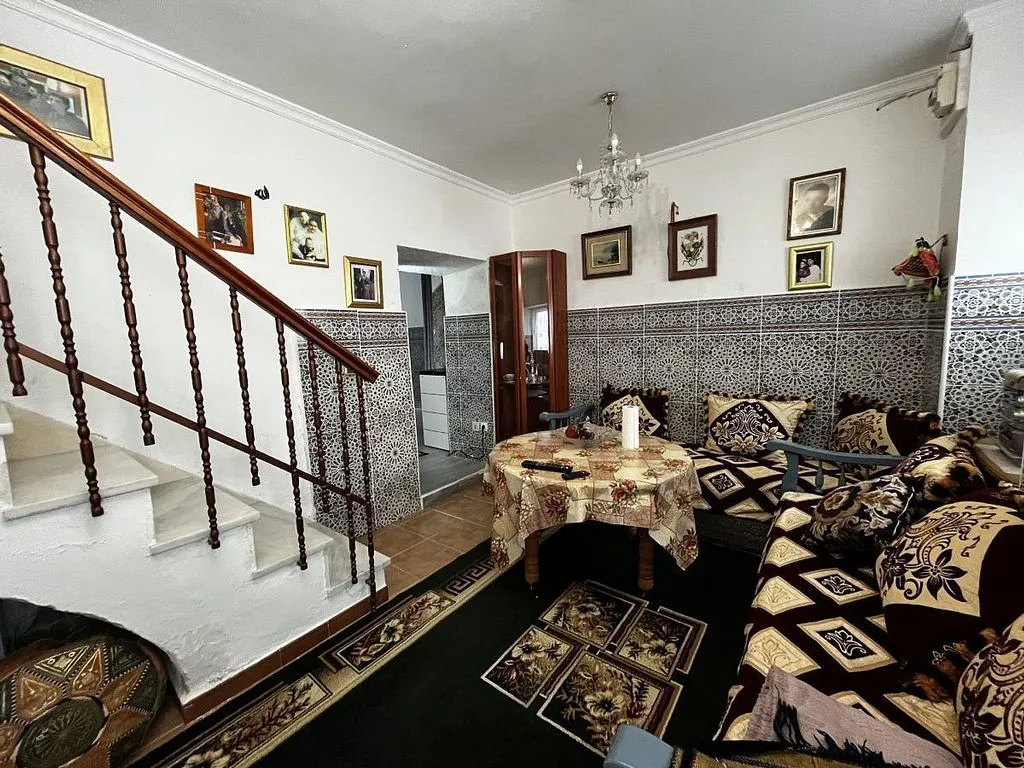 Séjour - Three-Bedroom House in Olvera