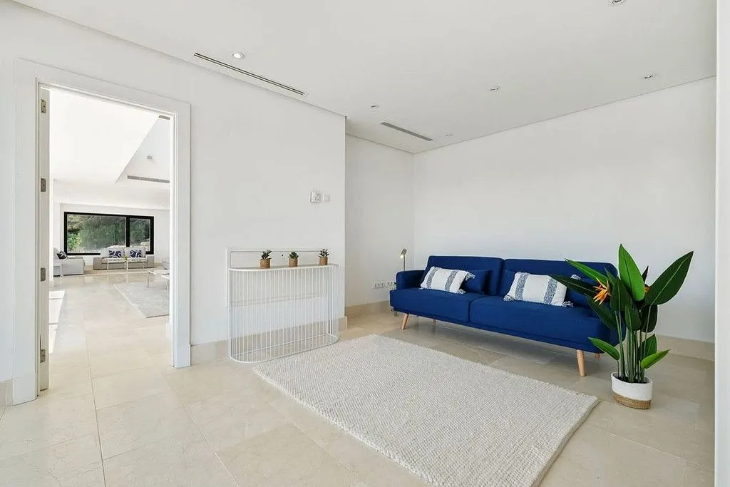 Living Room - Chalet with Pool and Terrace in Sotogrande