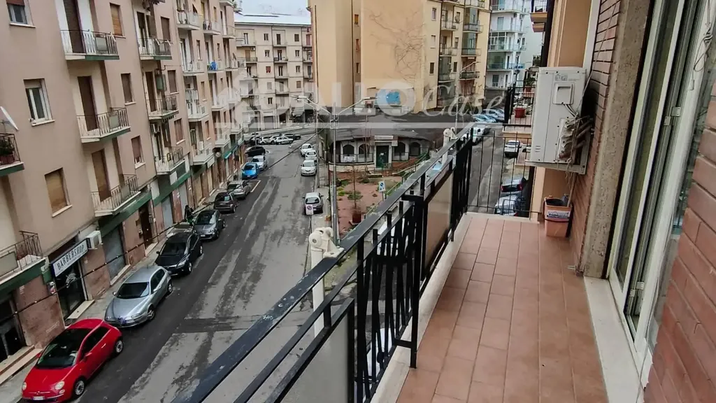 Balcon - Apartment with Balconies in Cosenza