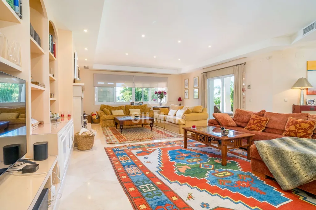 Elutuba - Luxury Villa with Sea View in Benahavís