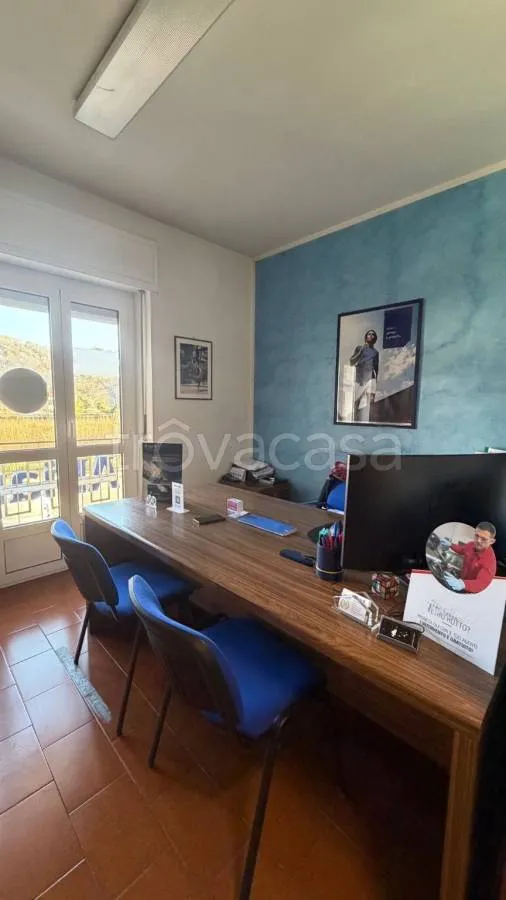 Kabinet - Office with Balcony in Montalto Dora