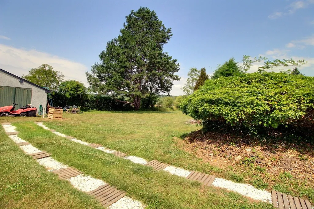 Jardin - Maison au Calme avec Terrain à Chaudon