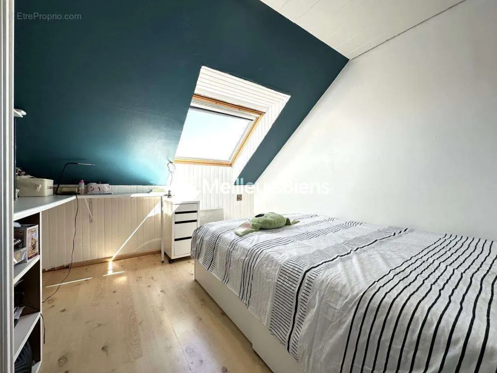 Chambres - Maison avec Extension Indépendante à Mondorff