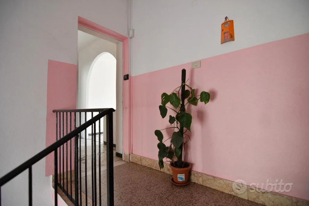Entrée - Spacious Penthouse with Mountain View in Macomer