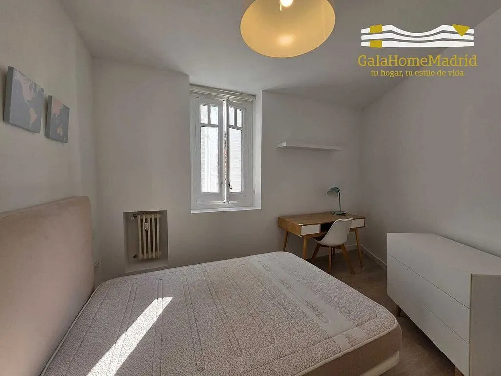 Magamistoad - Modernised Flat with South Light in Trafalgar