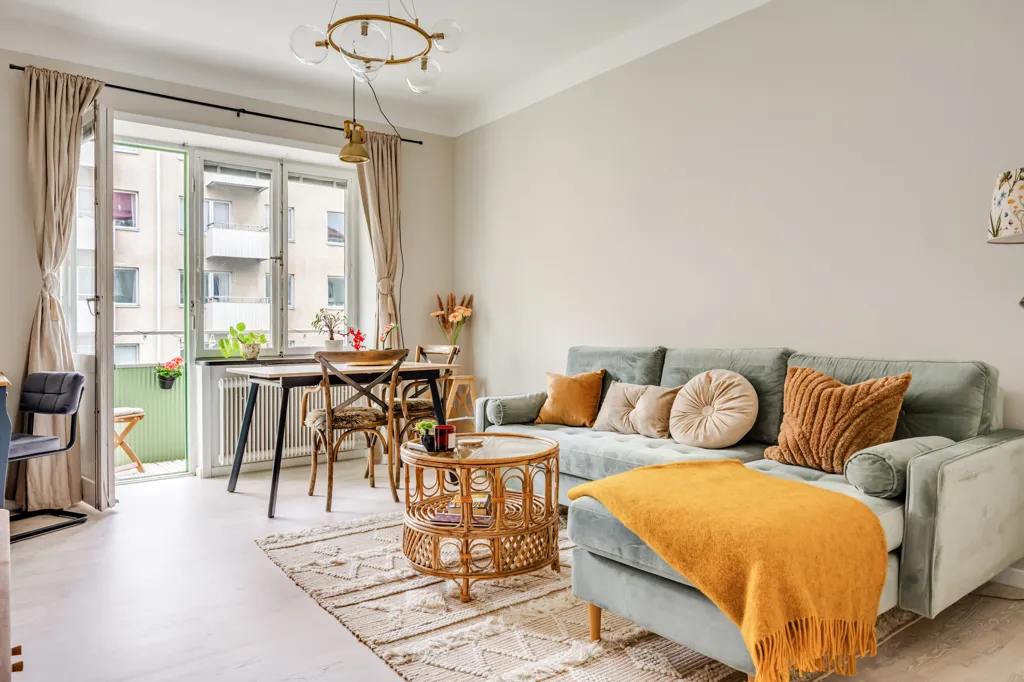 Séjour - Apartment with Balcony in Råsunda