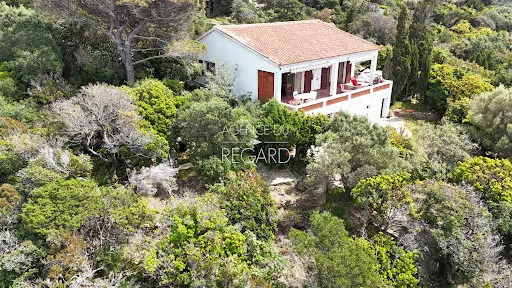 Õhuvaade - Fenced Villa with Sea Views on Ile du Levant